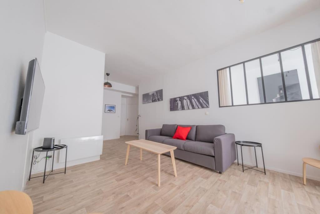 Ferienwohnung L'Ange Au Sourire Reims Exterior foto